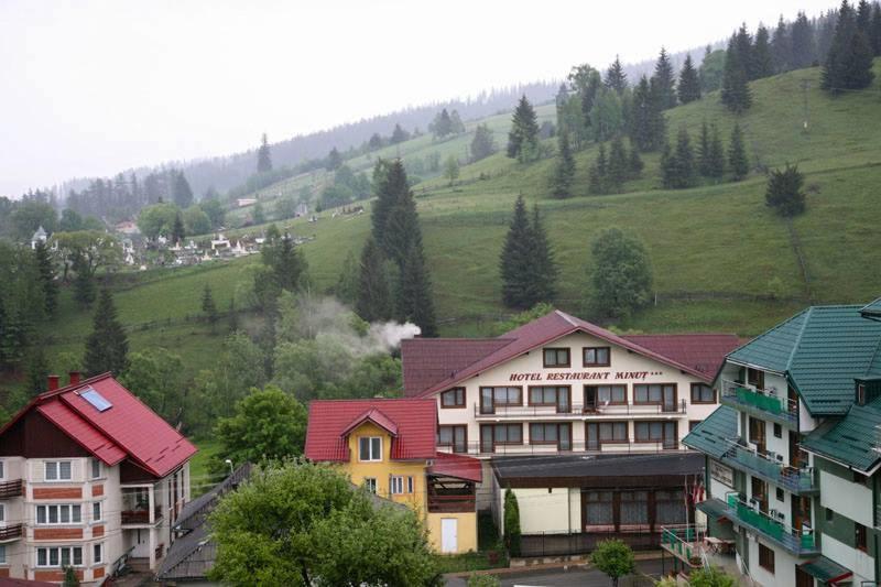 Chalet Minut ヴァトラ・ドルネイ エクステリア 写真