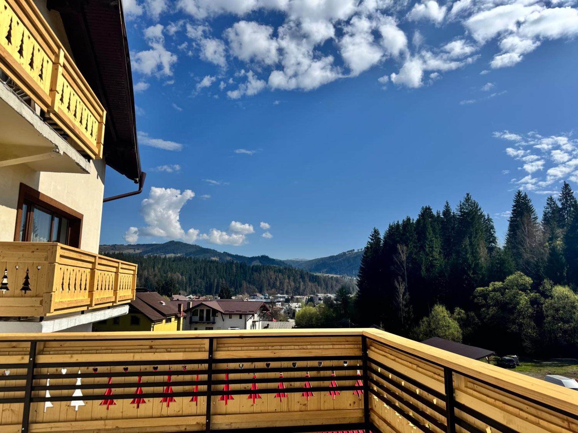 Chalet Minut ヴァトラ・ドルネイ エクステリア 写真
