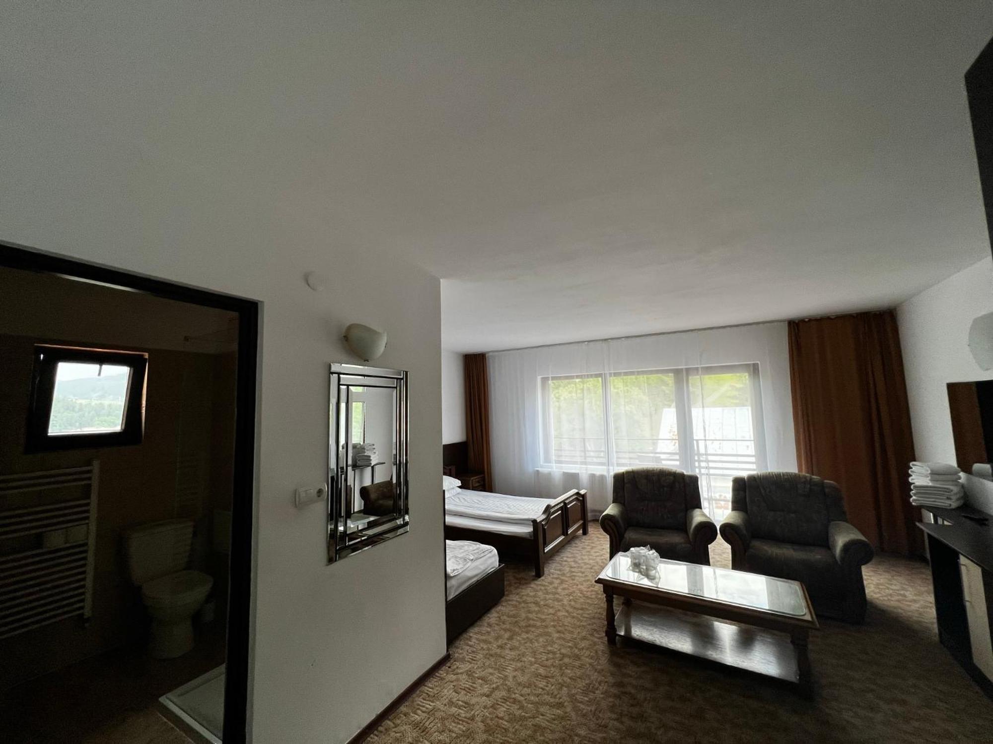 Chalet Minut ヴァトラ・ドルネイ エクステリア 写真
