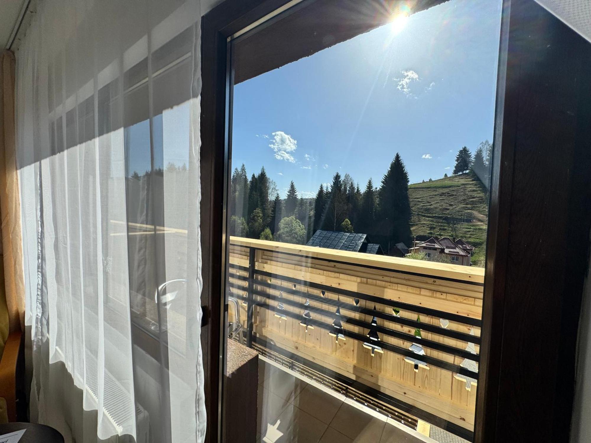 Chalet Minut ヴァトラ・ドルネイ エクステリア 写真